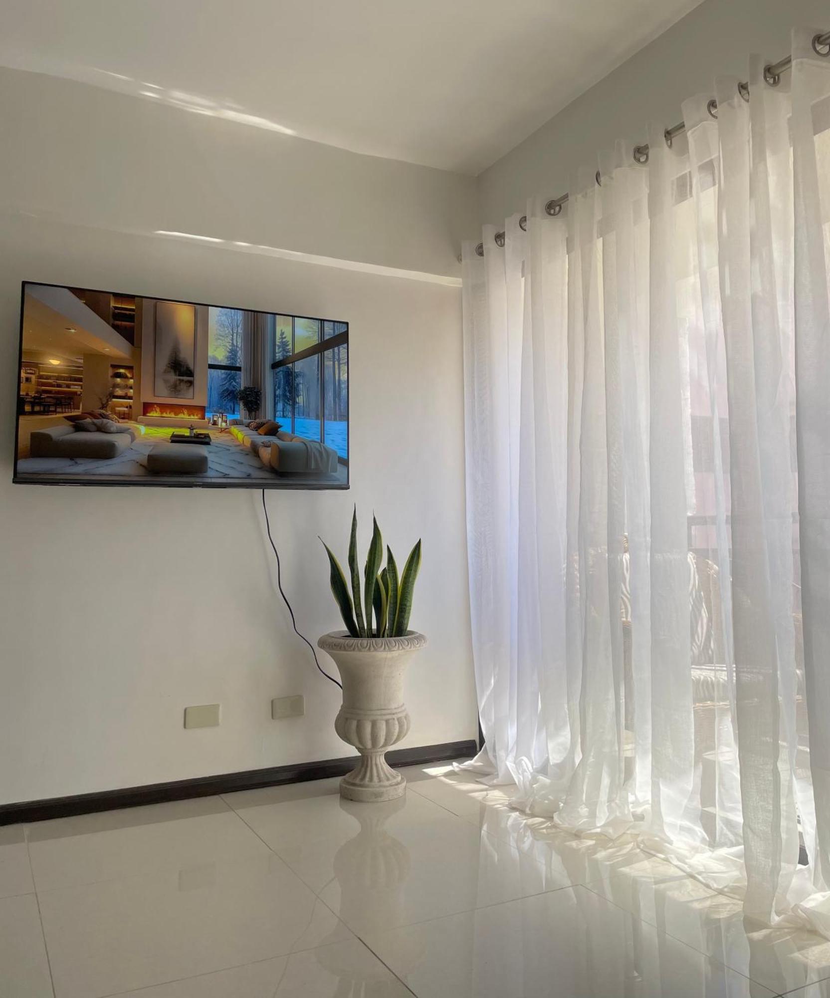 The Premier Suite Isla de Mactán Exterior foto